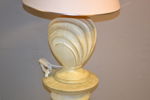 Piedestal & lampa. Samtida, keramik.
