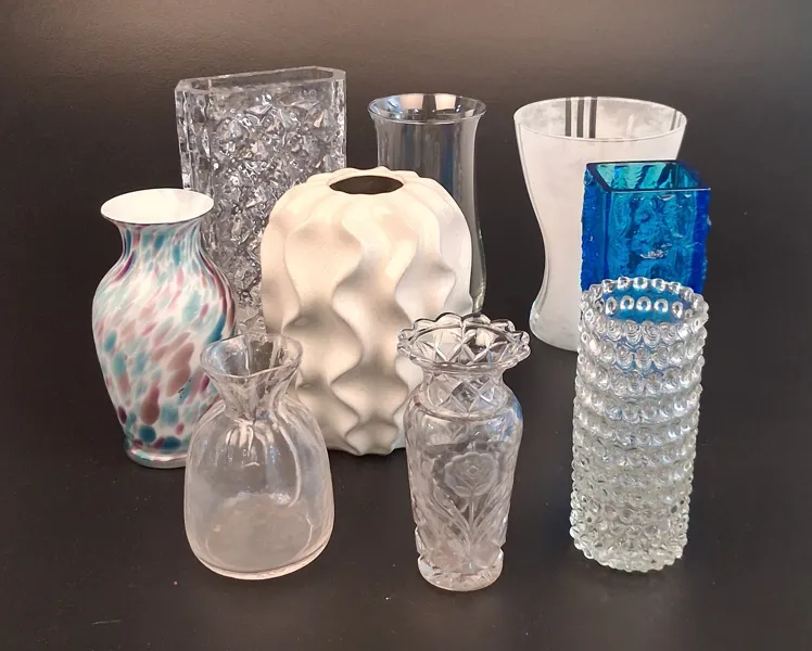 Diverse vaser. Glas.