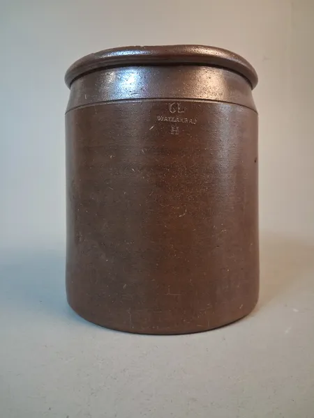 Krus. Vallåkra. 6 Liter.