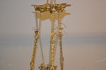 Takfotogenlampa. Majolika, 1800/1900-talet.