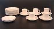 KARIN BJÖRQVIST. 5 Kaffekoppar, 8 Kaffefat & 11 Assietter, "Stockholm", Gustavsberg.
