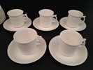 KARIN BJÖRQVIST. 5 Kaffekoppar, 8 Kaffefat & 11 Assietter, "Stockholm", Gustavsberg.
