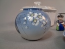 Diverse porslin. Bl.a Royal Copenhagen, Goebel, Hackefors, Duka m.m.
