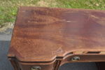 Amerikanskt skrivbord. Mahogny, 1900-talet.