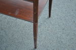 Nattduksbord/sidobord. Grand Valley Furnituren MFG. Co, Michigan, USA.