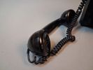 Äldre väggtelefon. Bakelit interntelefon. Televerk staden Nynäshamn.