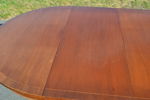 Engelsk matgrupp. JAYCEE FURNITURE, England, bord med 2 iläggsskivor & 4 stolar.