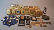 Diverse priser. Bl.a Plaketter m.m.