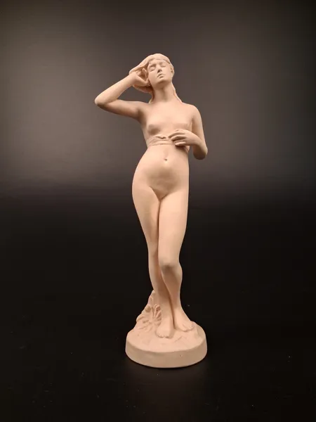 PETER IBSEN´S WIDOW. Figurin, terrakotta, Danmark, 1900-talet, signerad.