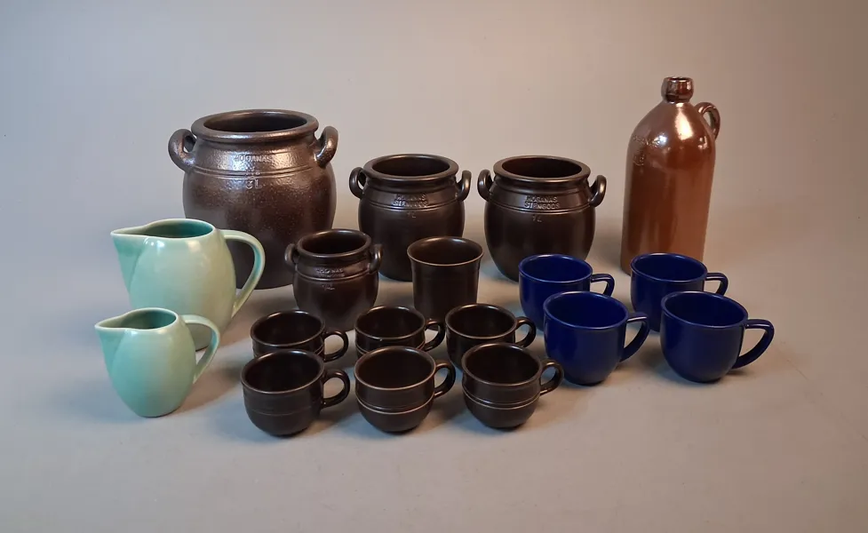 Diverse Höganäs keramik.