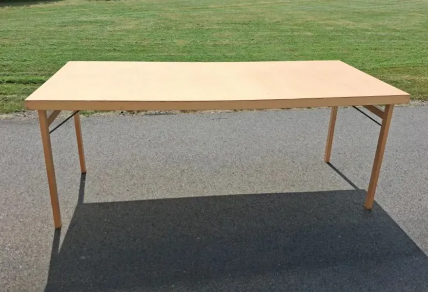 Extra bord. Ihopfällbart. Träspecialisten AB.