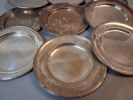 Flera fat. Nysilver.