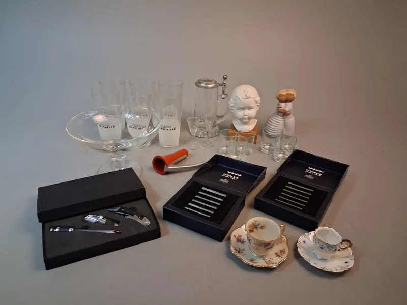 Diverse. Bl.a Gense knivlägg m.m.