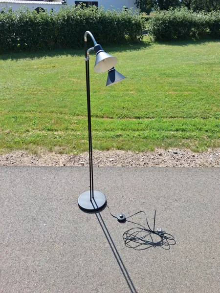 Golvlampa Belid.