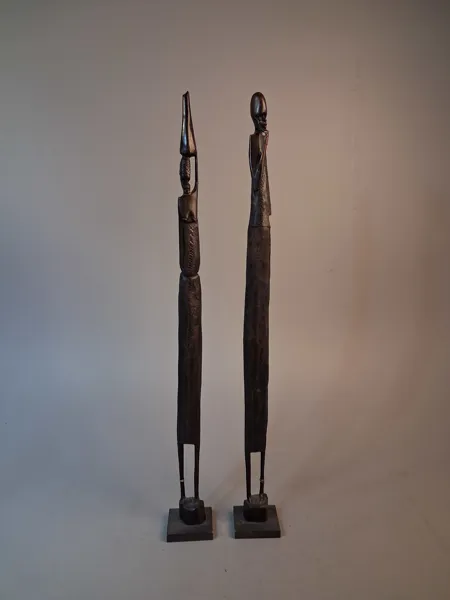 2 Skulpturer. Afrika, 1900-talet.