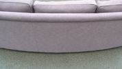 Soffa. 3-Sits, Howard-stil, svängd modell, samtida.