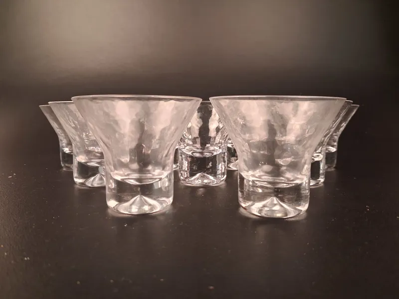 GÖRAN WÄRFF. 9 Cocktailglas. "Rustica". Pukeberg.
