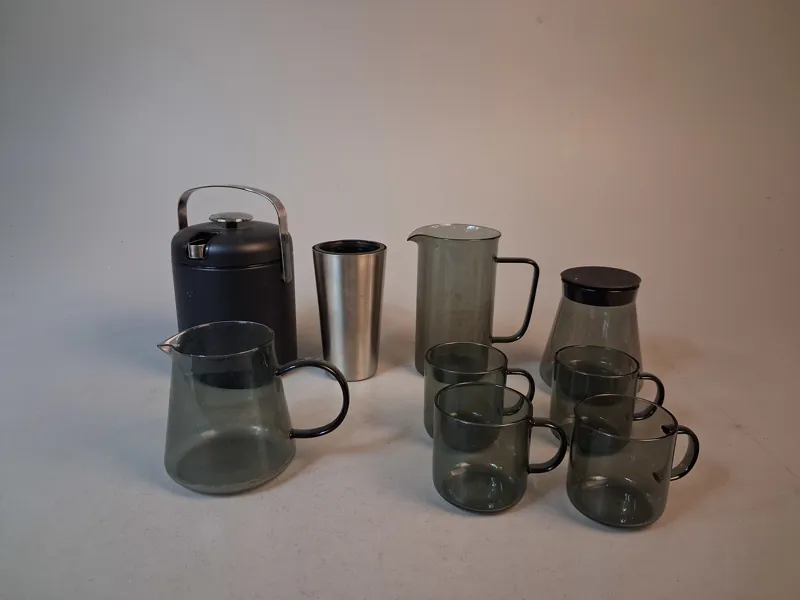 Diverse glasdelar, Shaker & ishink.