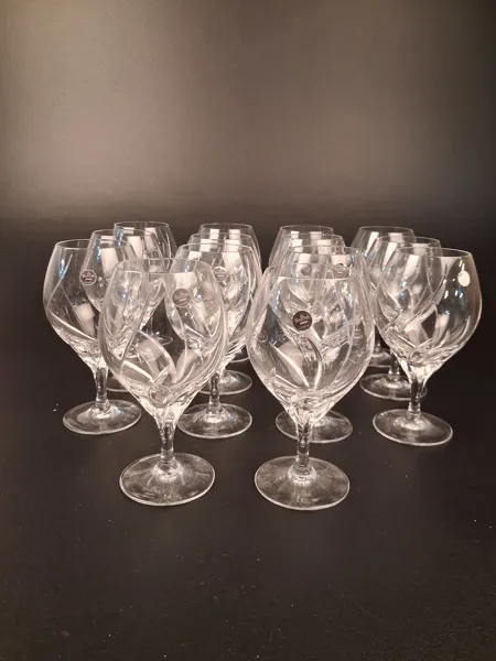 14 Rödvinsglas. Rosenthal Classic "Estelle".