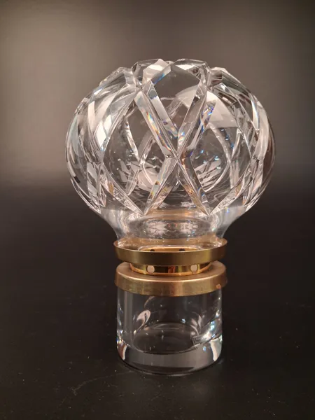 JAN JOHANSSON. Ljuslykta, Glas & Mässing, Orrefors, signerad.