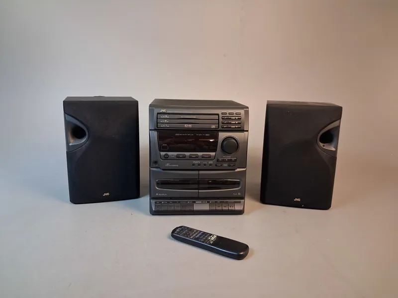 Stereo. JVC.