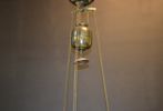 Takfotogenlampa. Jugend, mässing & glas, 1800/1900-talet.