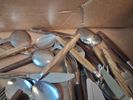 Bestick, teak, omaka. Ca: 60 delar.