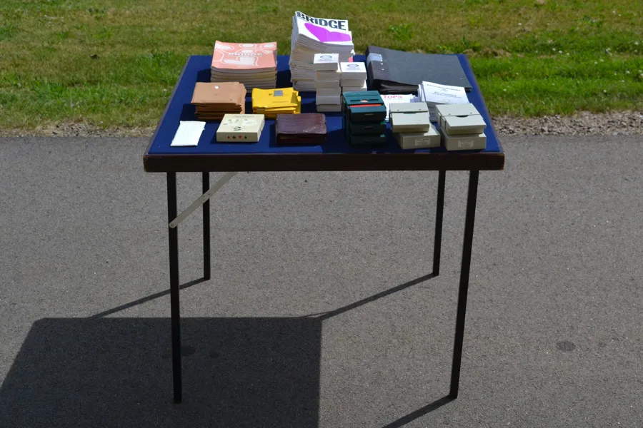Spelbord & parti med Bridgespel.