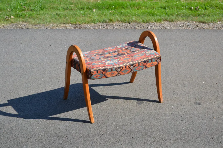 Fotpall. "Benno", IKEA, 1950-talet, omklädd senare.