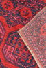 2 Mindre orientaliska mattor.