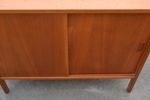 Skåp. Teak, 1950/60-talet.