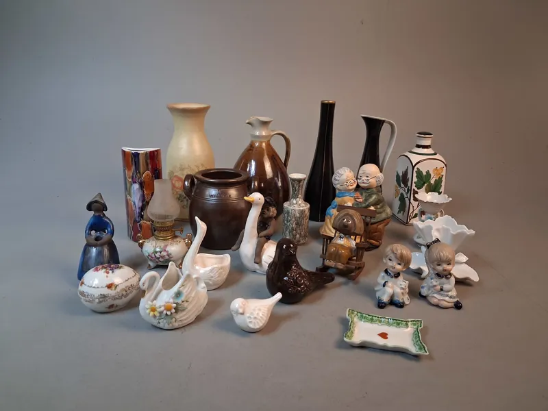 Diverse porslin & keramik.