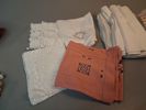 Diverse textil. Mestadels dukar.