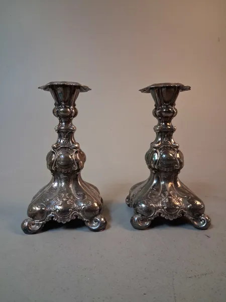 2 Ljusstakar, nysilver.