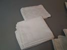 Diverse textil. Mestadels dukar.