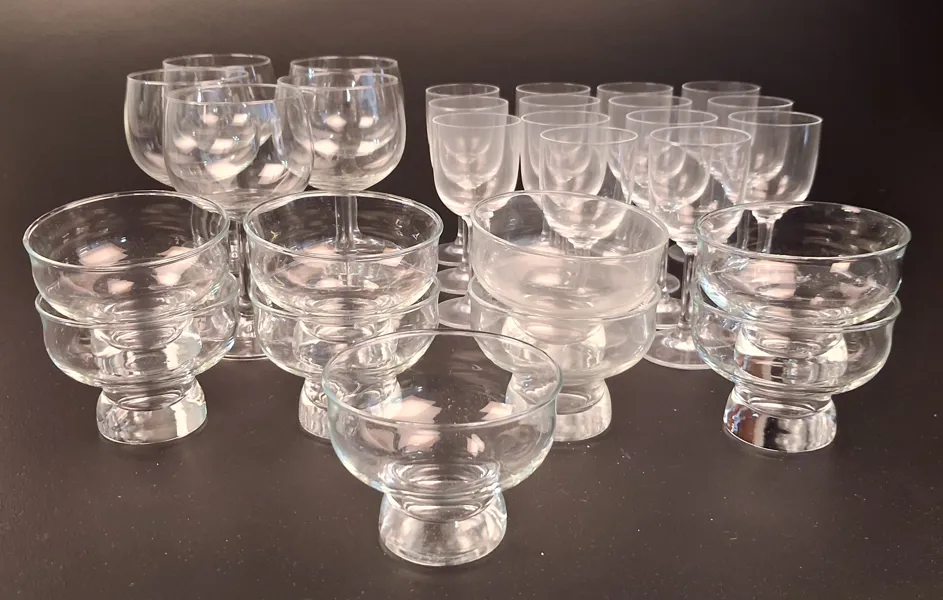 Diverse glas. Bl.a Vin, Dessert m.m.