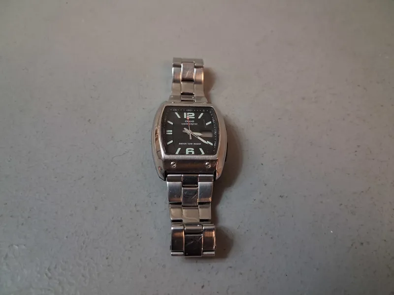 Armbandsur. Casio Wave Ceptor.