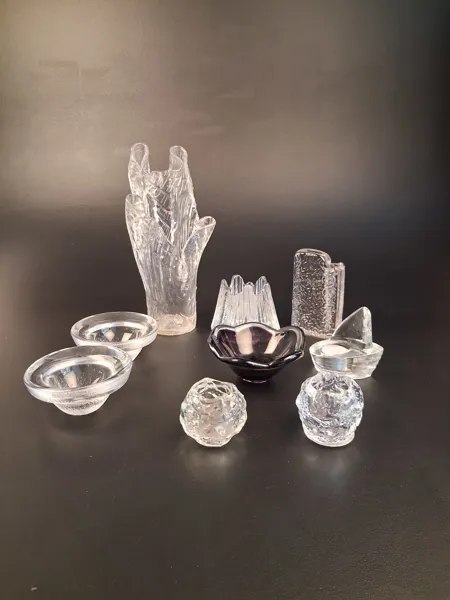 Diverse glas. Bl.a Snöbollar Orrefors.