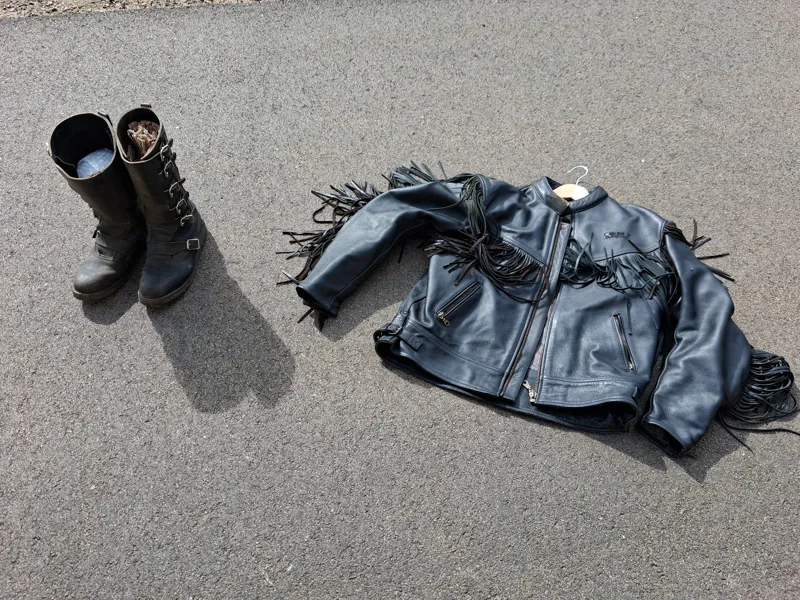 Skinnjacka. Hallman motor sport Euro 44 & Boots Indstrands . slitage ingen storlek.