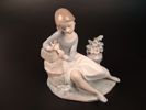 Figurin, Lladro. Flicka med blommor.