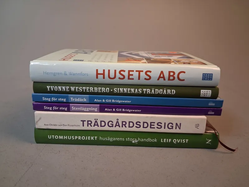 Böcker om trädgård & reperationer.
