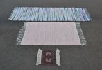 2 Trasmattor & liten orientalisk matta.