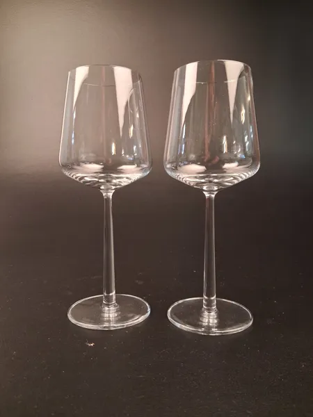 ALFREDO HÄBERLI. 2 Vinglas. "Essence", Iittala.