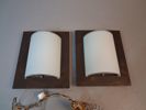2 Vägglampor. Metall & glas. Inga kontakter & 1 fönsterlampa. Lamp teamet.
