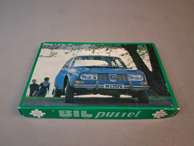 Bilpussel. Saab 99, Gewe pussel.