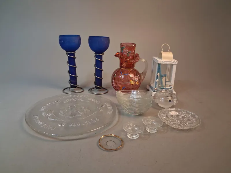 Diverse glas föremål m.m.
