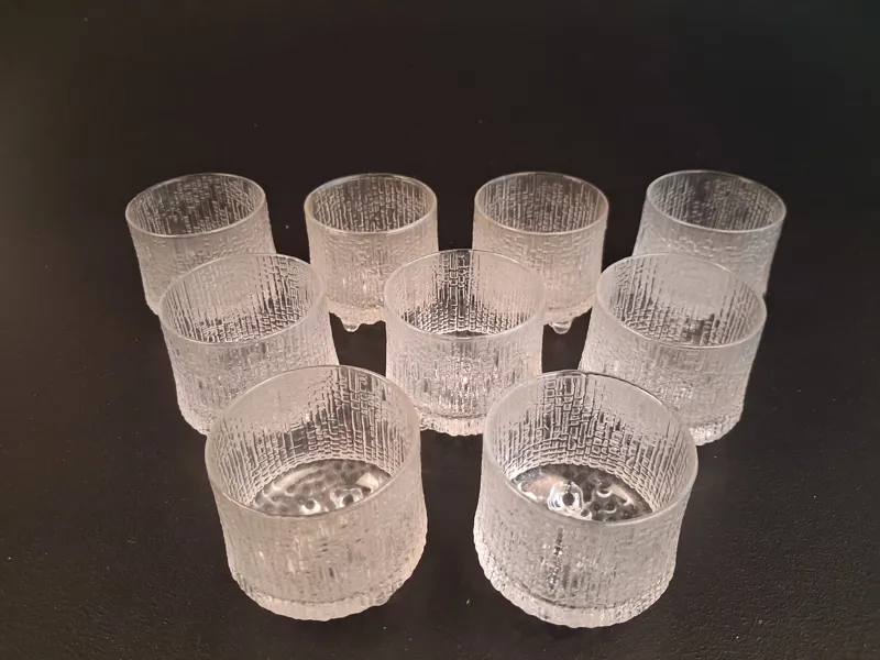 TAPIO WIRKKALA. 9 Mindre Whiskyglas, "Ultima Thule", Iittala.