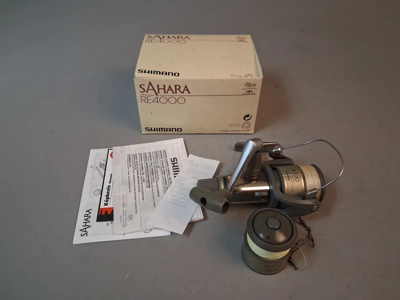 Fiskerulle Shimano Sahara RE 4000, med extra spole. Original kartong.