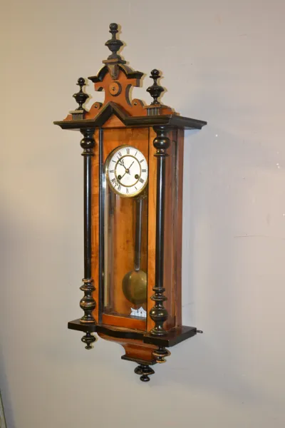 Väggur. Junghans.