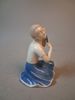 Figurin. Wallendorf, Tyskland. "Flicka som kammar sitt hår".